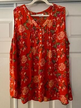 Rose + Olive Women’s Floral Tank Top Blouse with Pleated Button Detail